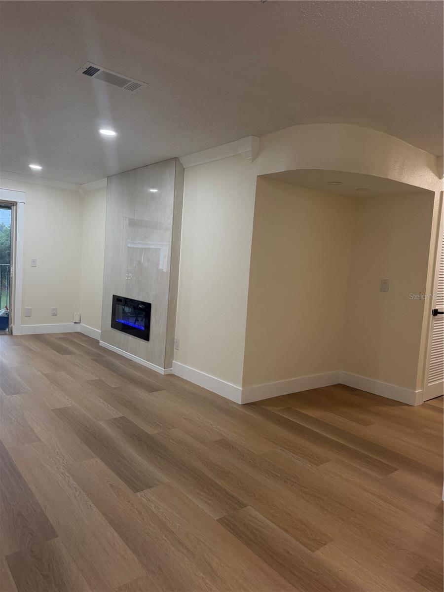 7210 N MANHATTAN AVE #1724 — photo 5