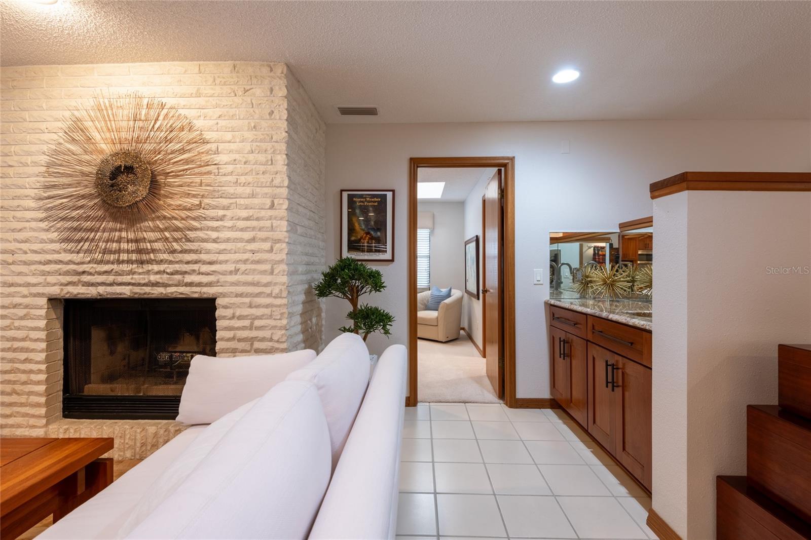16509 E COURSE DR — photo 10