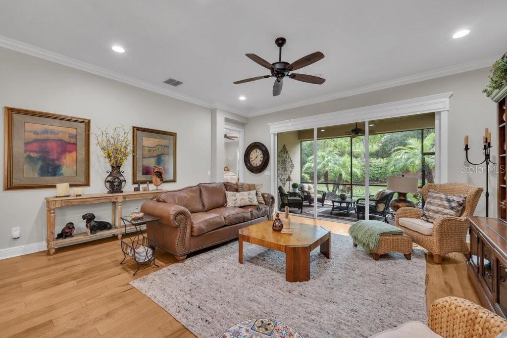 4952 SANDY GLEN WAY — photo 19