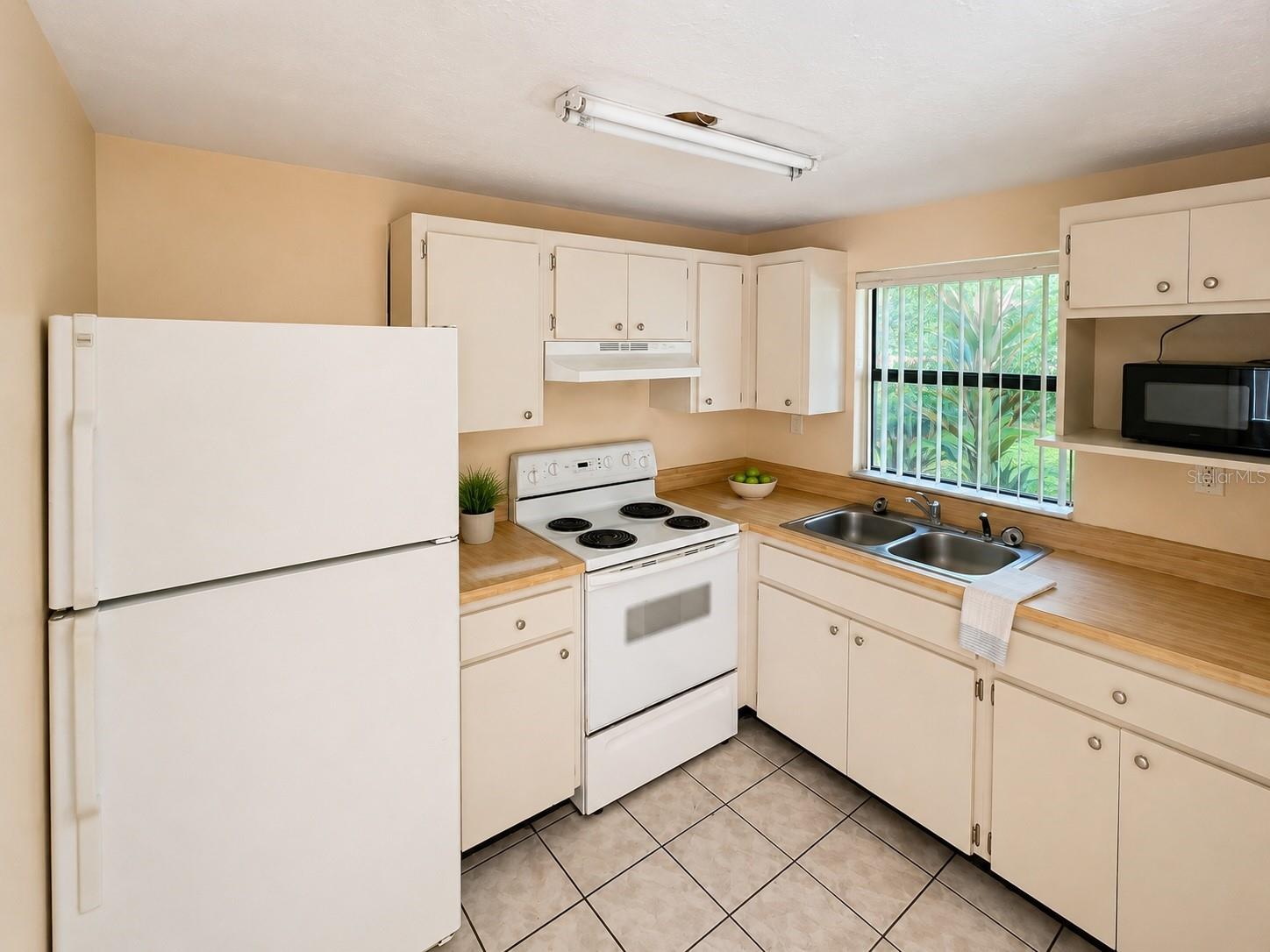 5223 PEACH AVE — photo 14