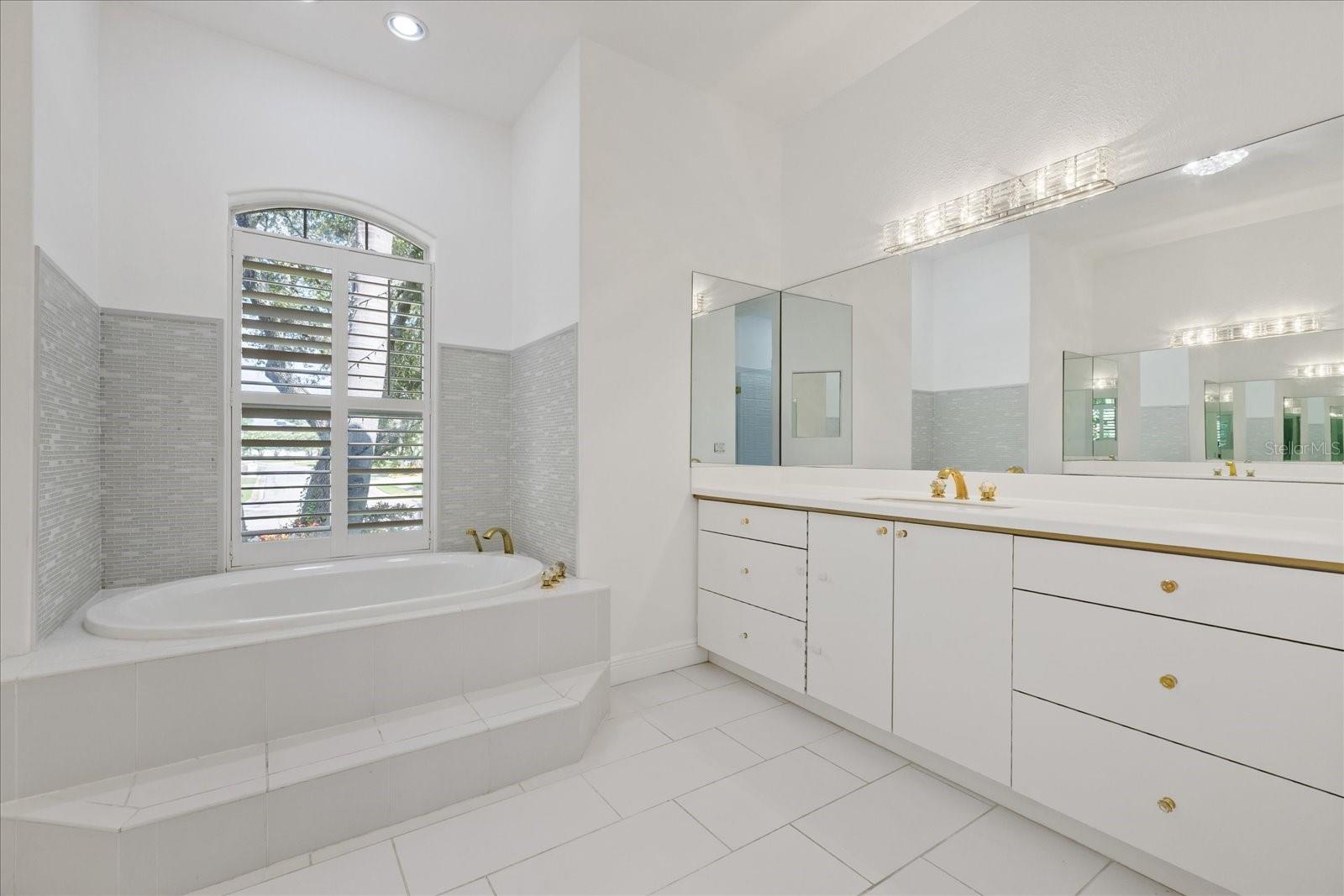 2706 SKIMMER POINT DR S — photo 32