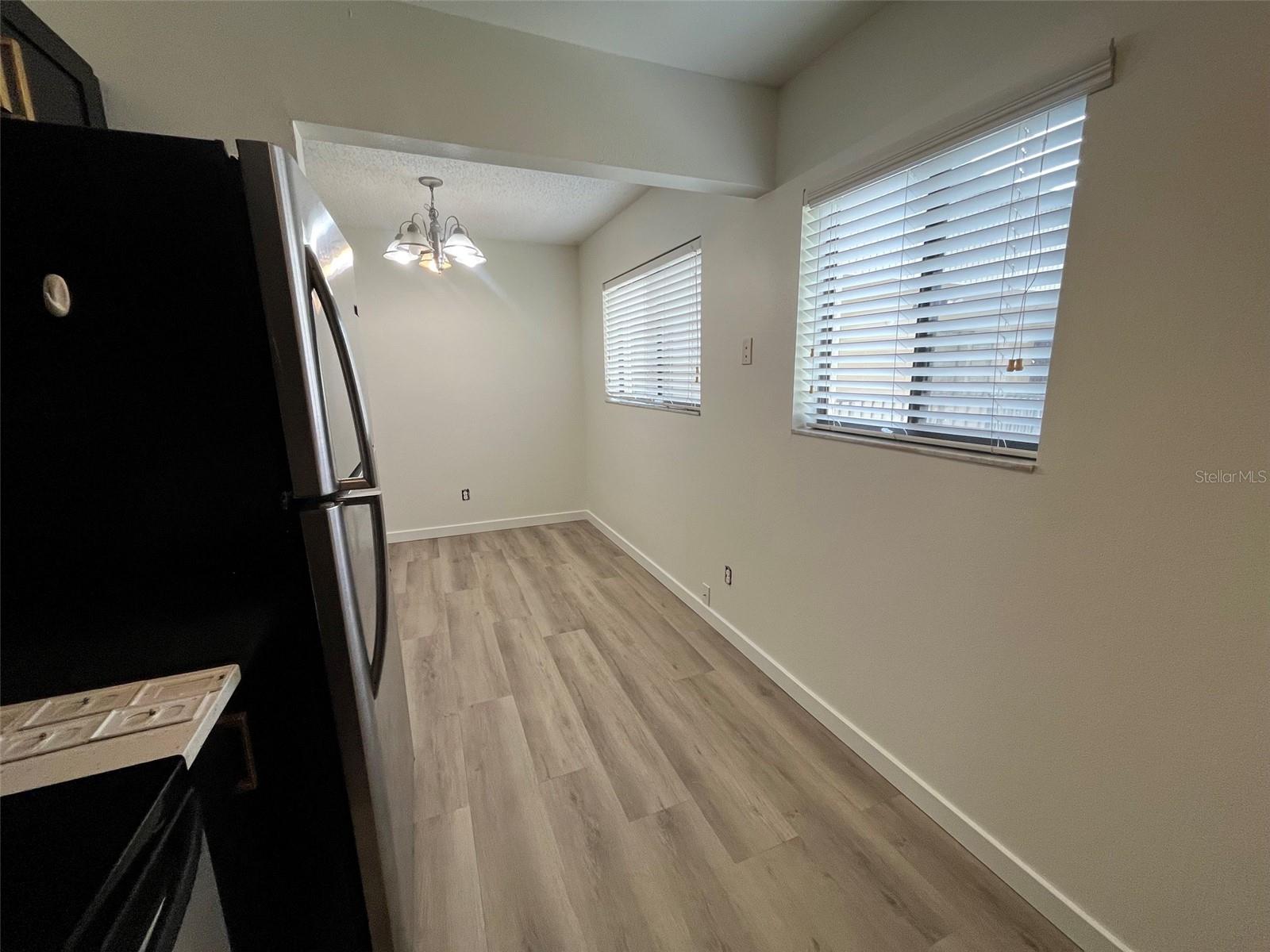 3300 FOX CHASE CIR N #219 — photo 6