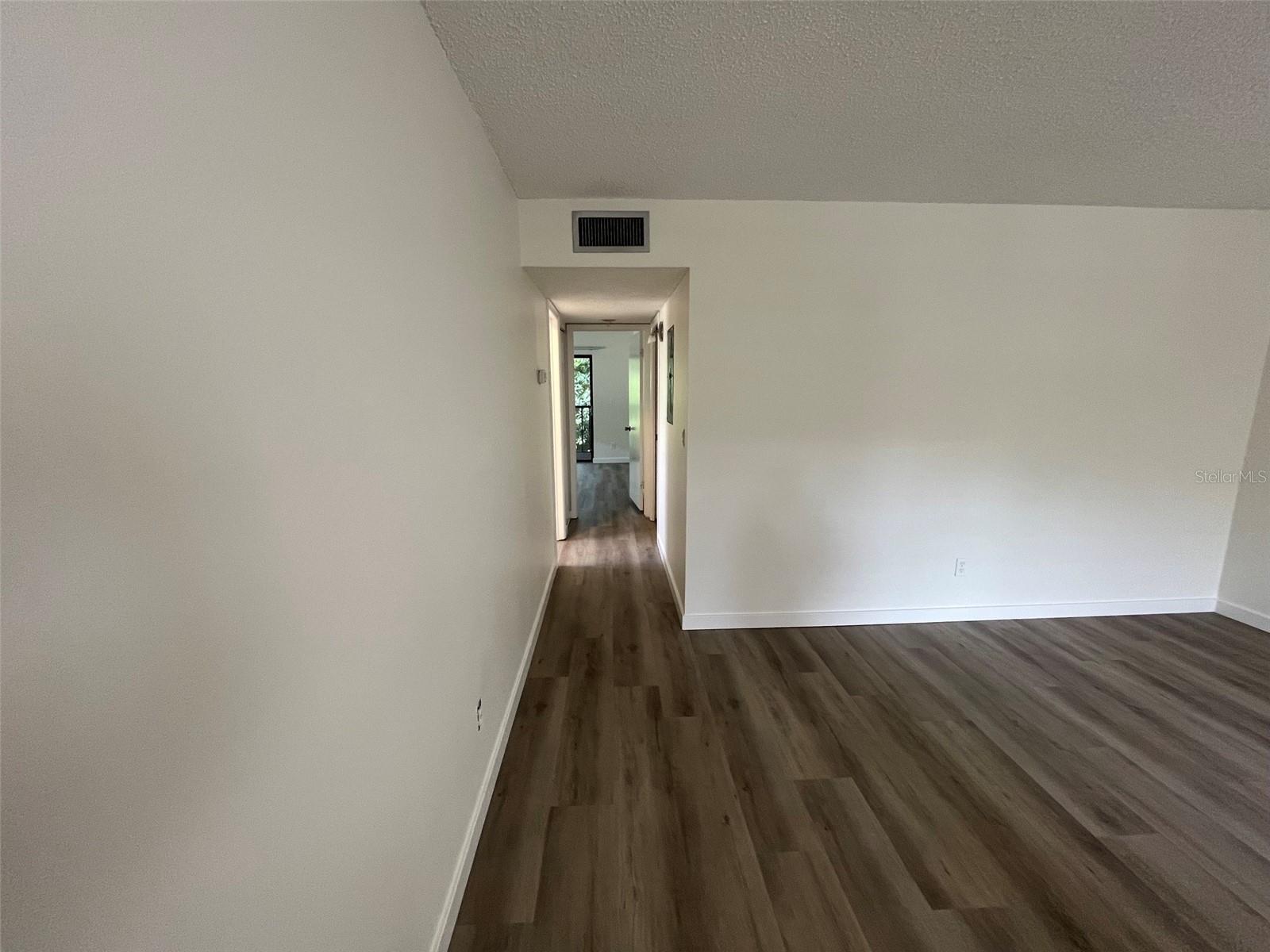 3300 FOX CHASE CIR N #219 — photo 7