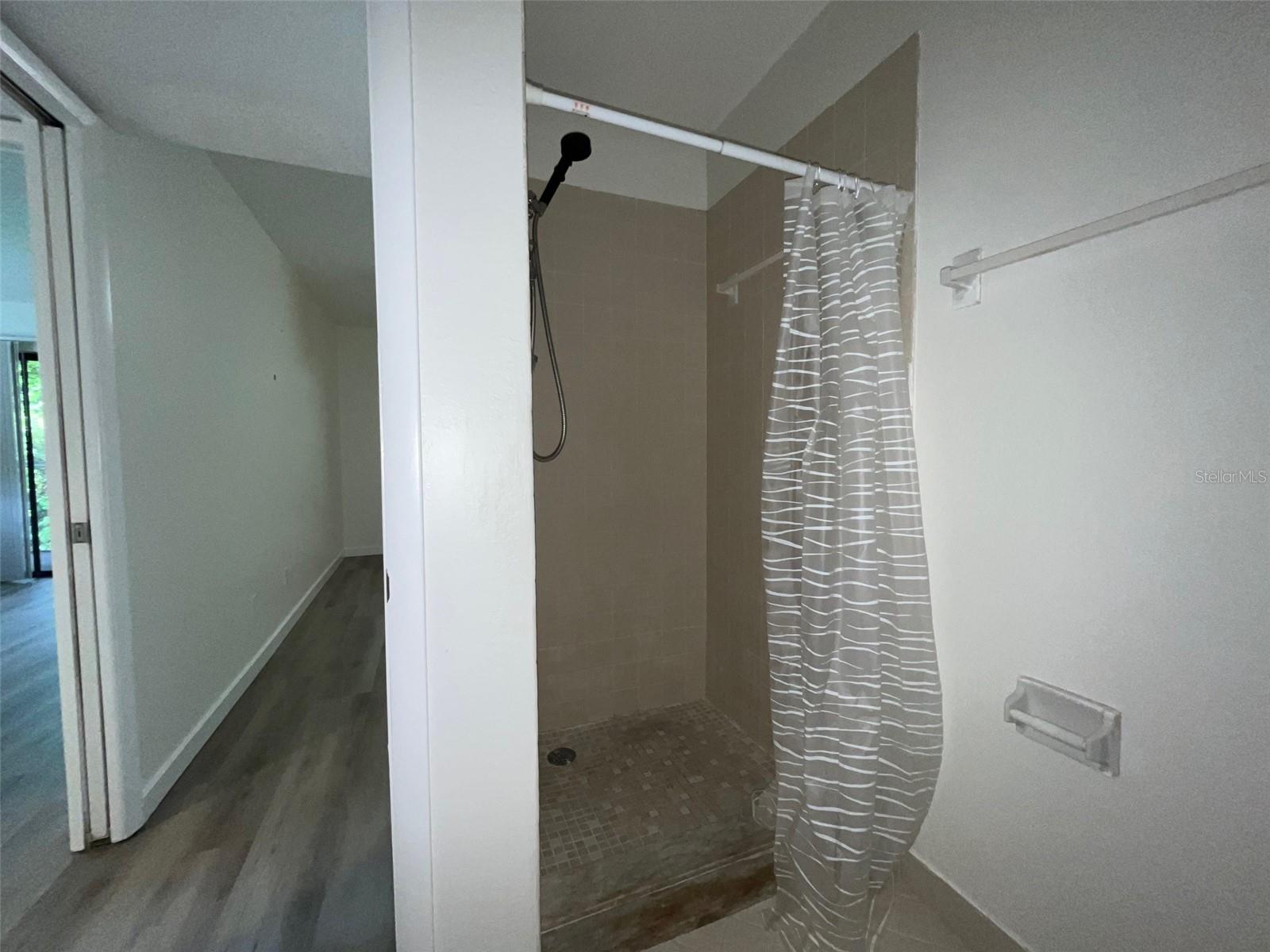 3300 FOX CHASE CIR N #219 — photo 12