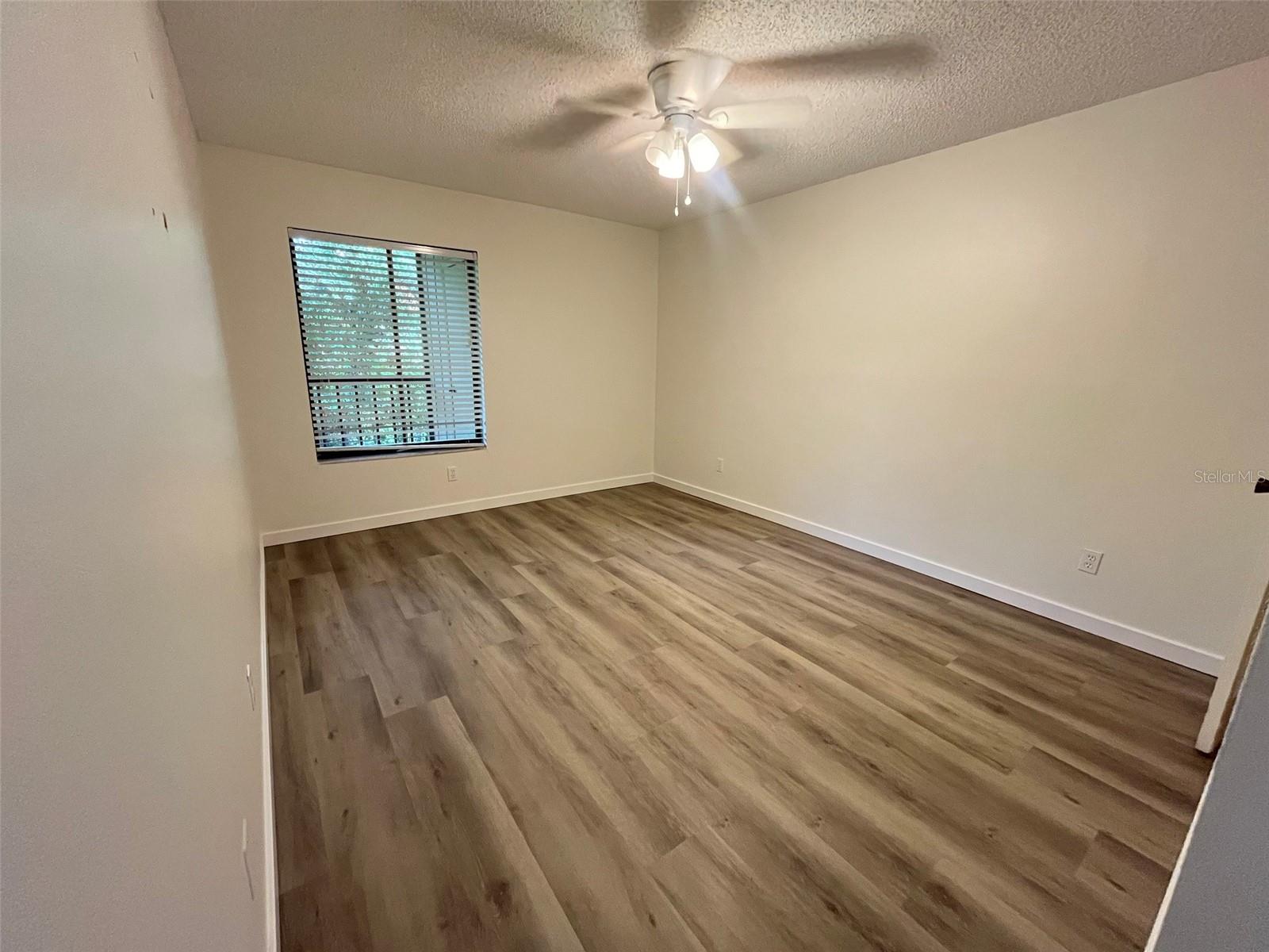 3300 FOX CHASE CIR N #219 — photo 9