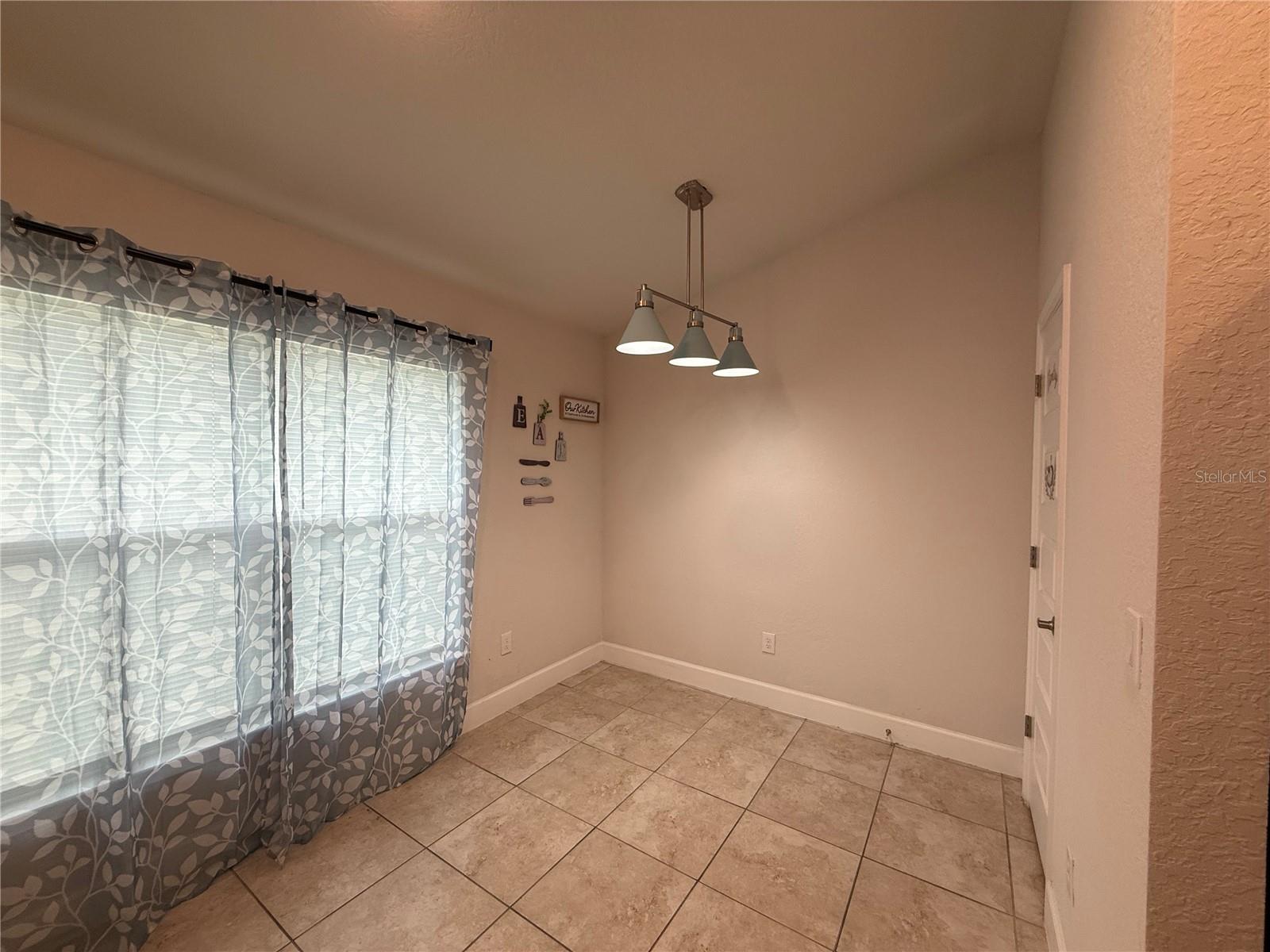 14921 TROPICAL VIOLET WAY — photo 32
