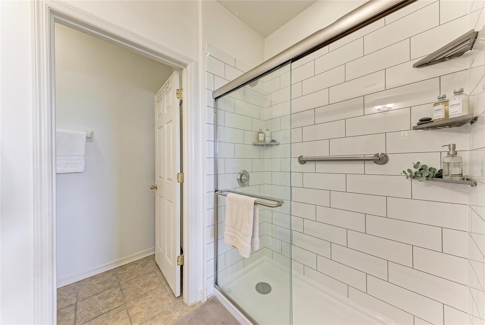 1510 GRANTHAM DR — photo 10
