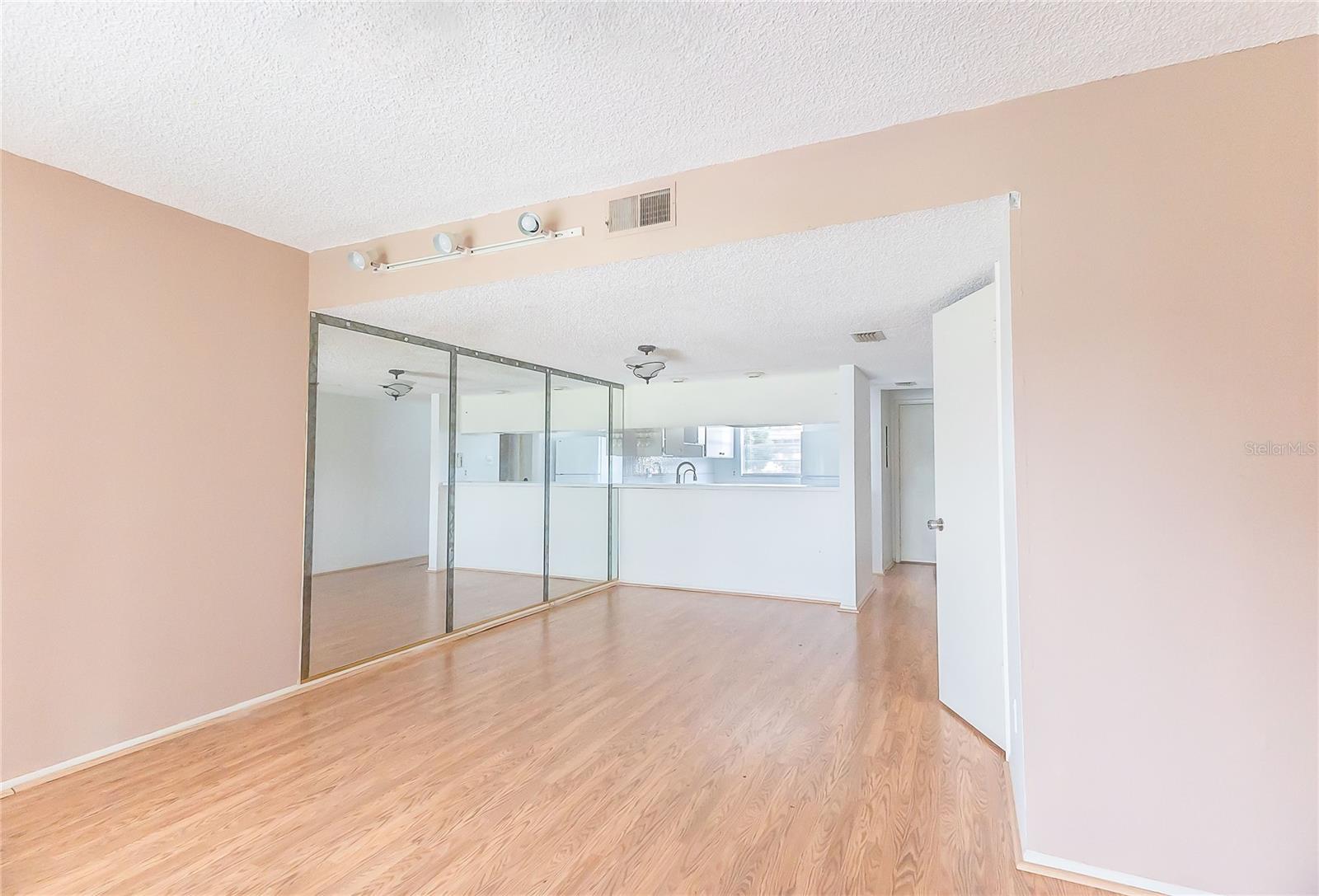 9209 SEMINOLE BLVD #79 — photo 7