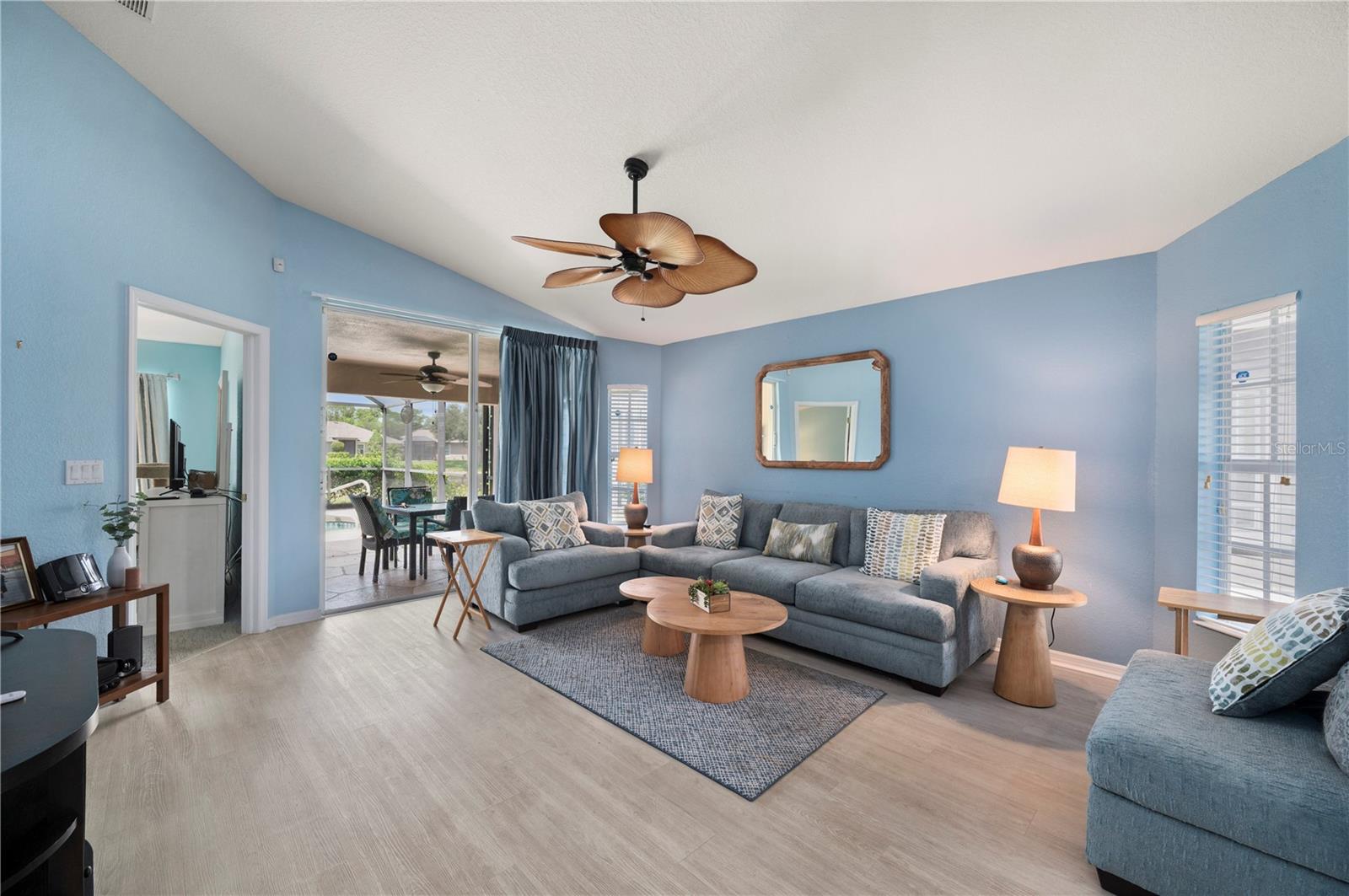 3541 LAKEWOOD BLVD — photo 12