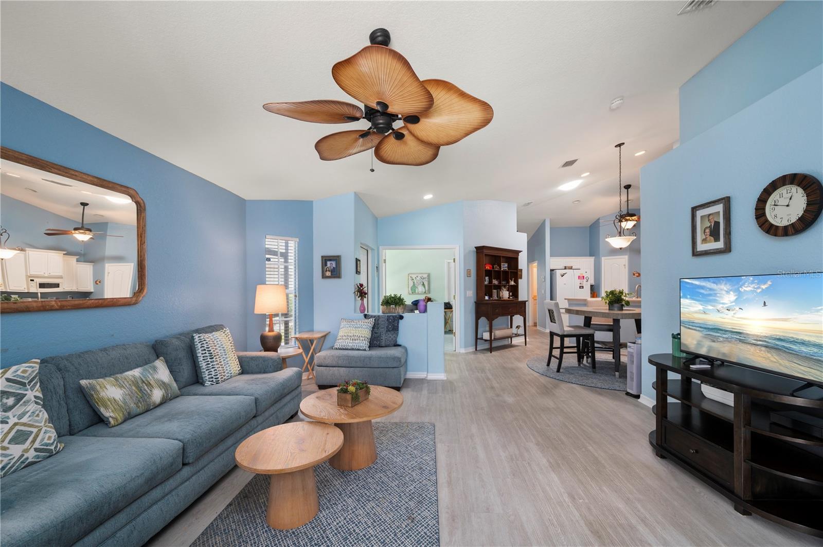 3541 LAKEWOOD BLVD — photo 14