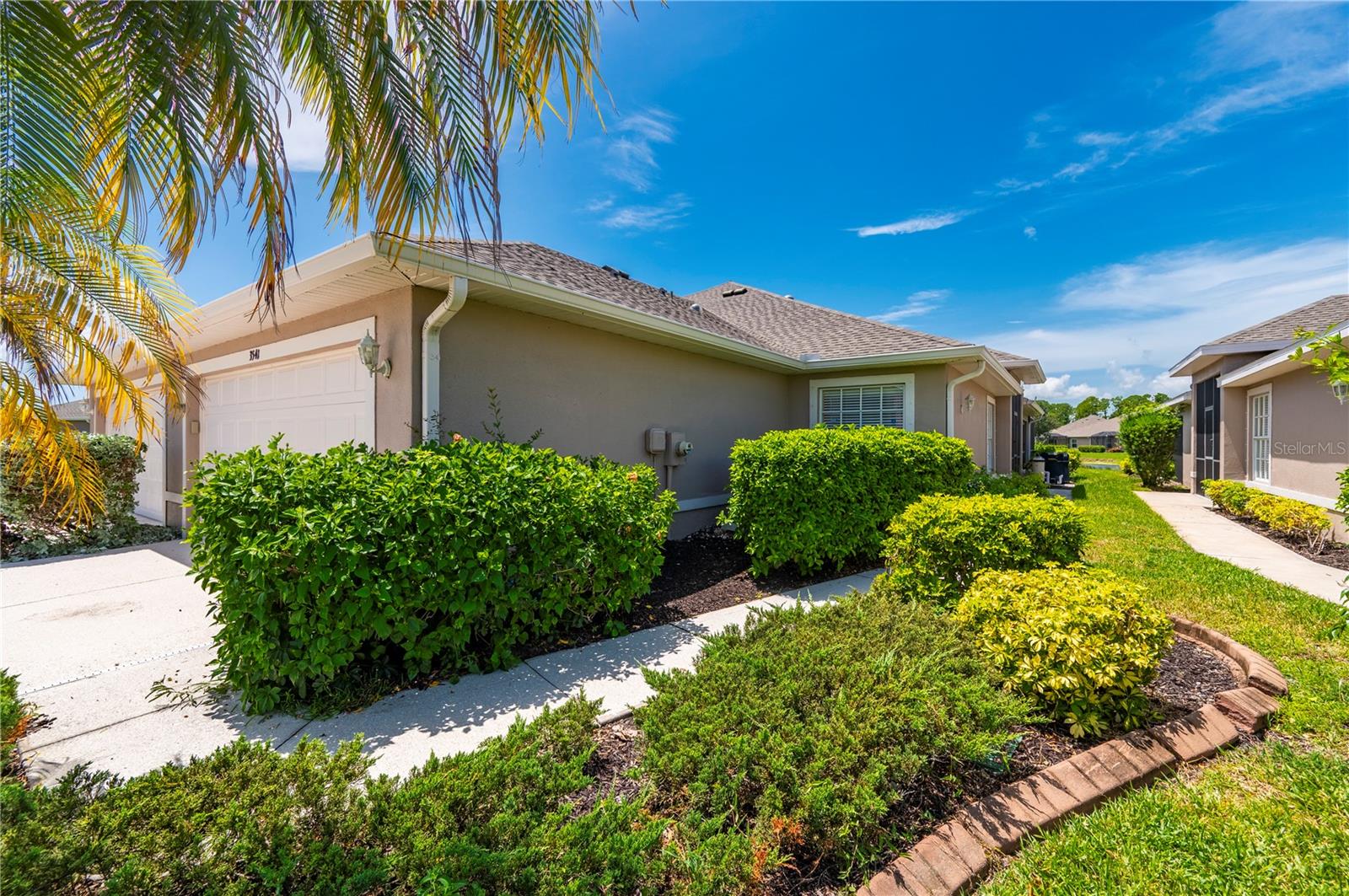 3541 LAKEWOOD BLVD — photo 6