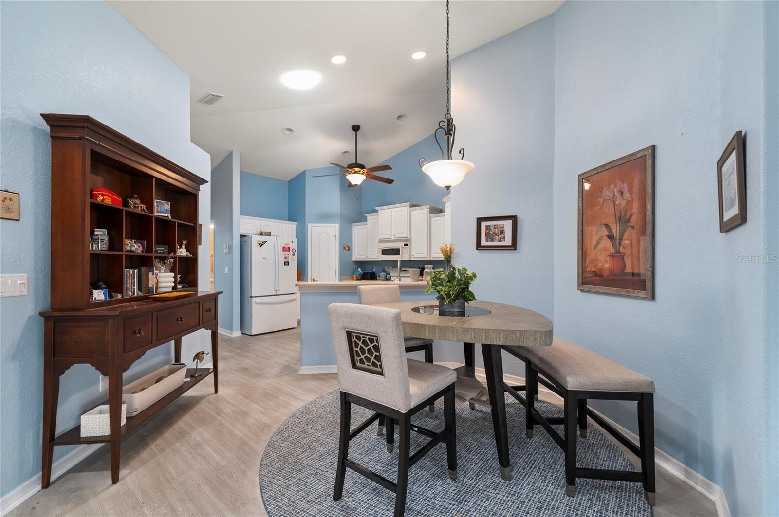 3541 LAKEWOOD BLVD — photo 17