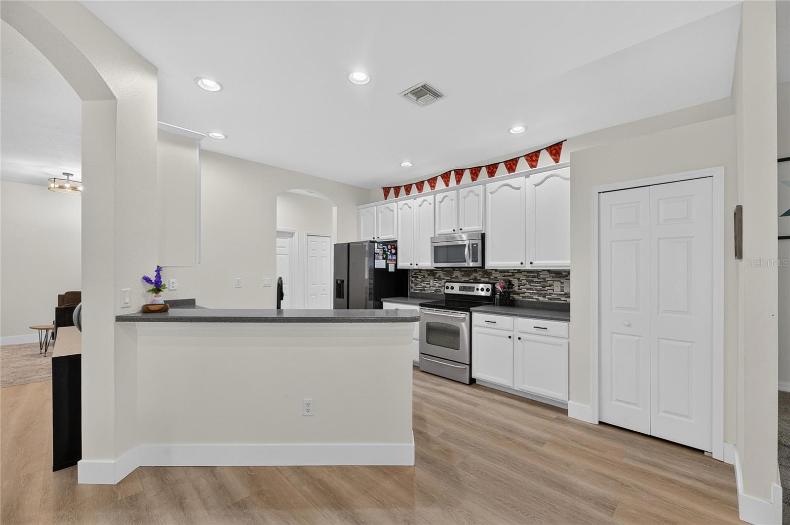 1438 EMERALD HILL WAY — photo 9