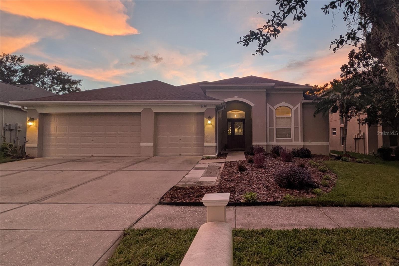 1438 EMERALD HILL WAY — photo 3