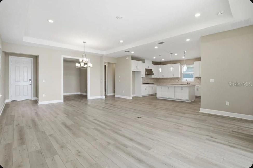 7824 CASPIAN ST — photo 11