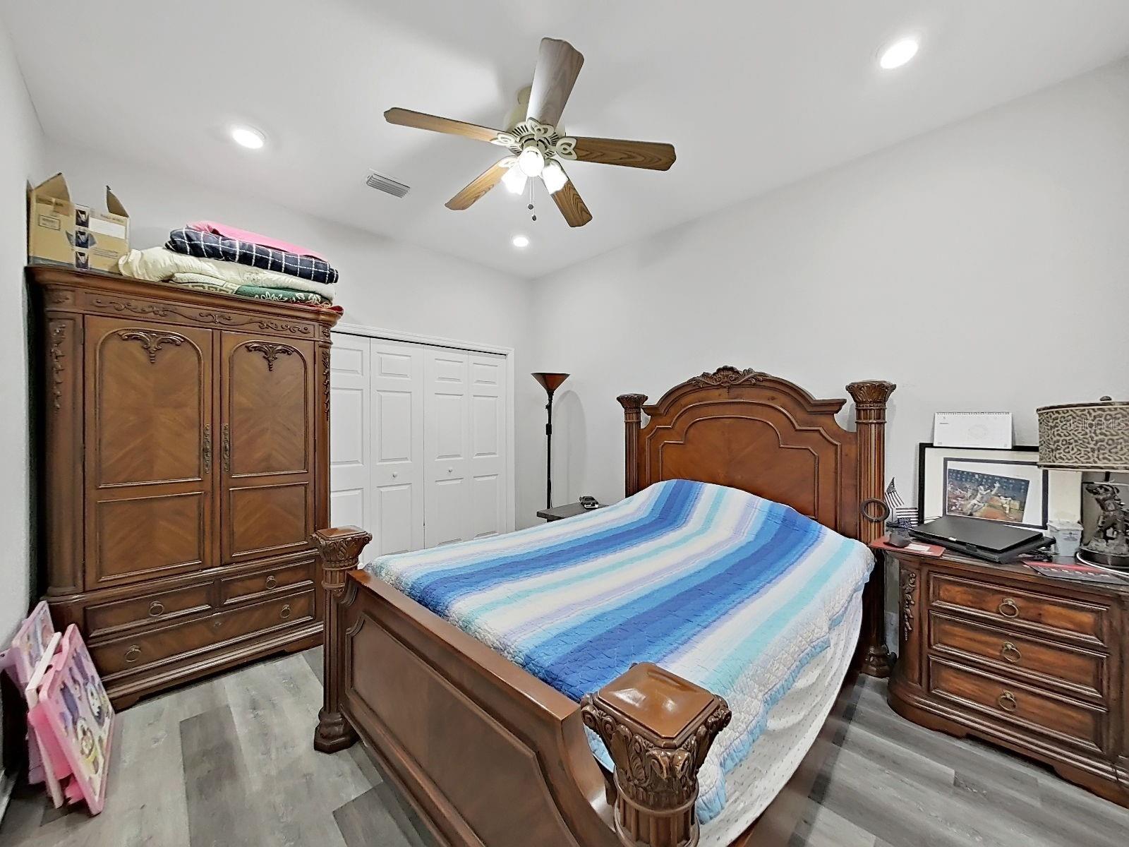 10212 GARDEN ALCOVE DR — photo 35