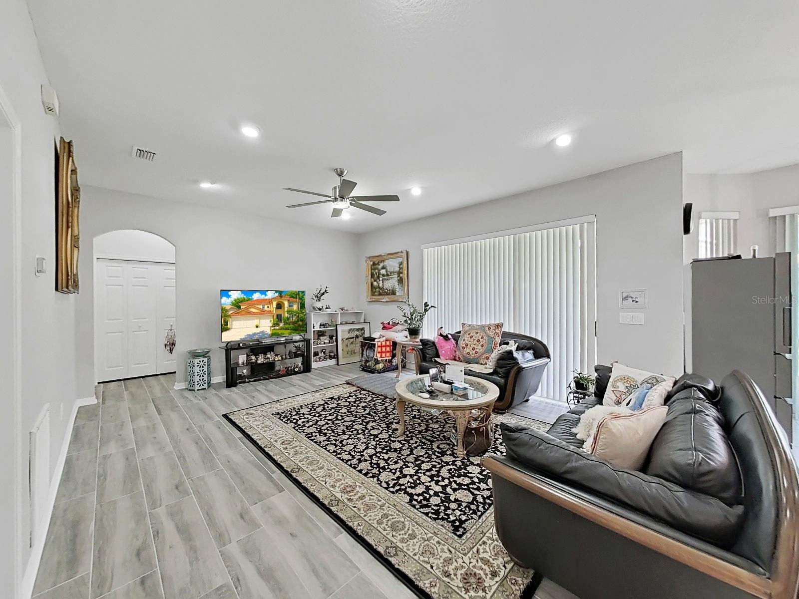 10212 GARDEN ALCOVE DR — photo 27
