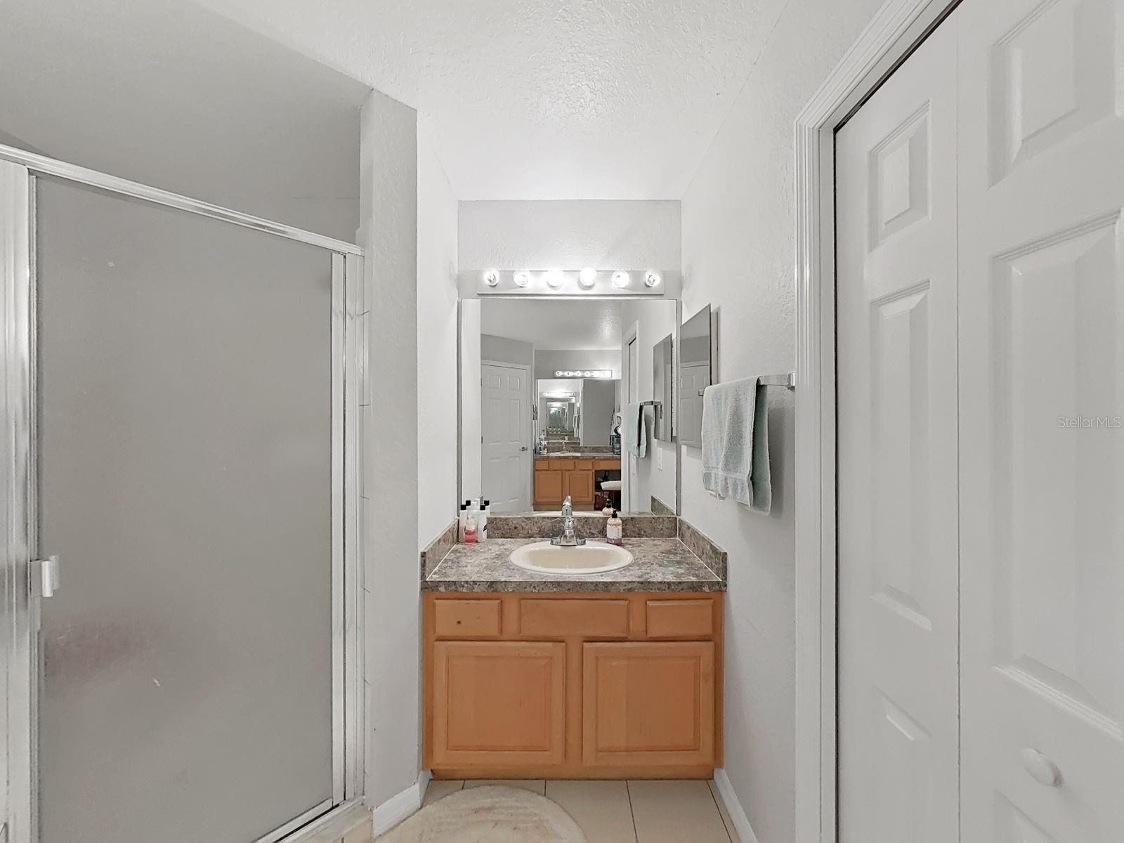 10212 GARDEN ALCOVE DR — photo 55