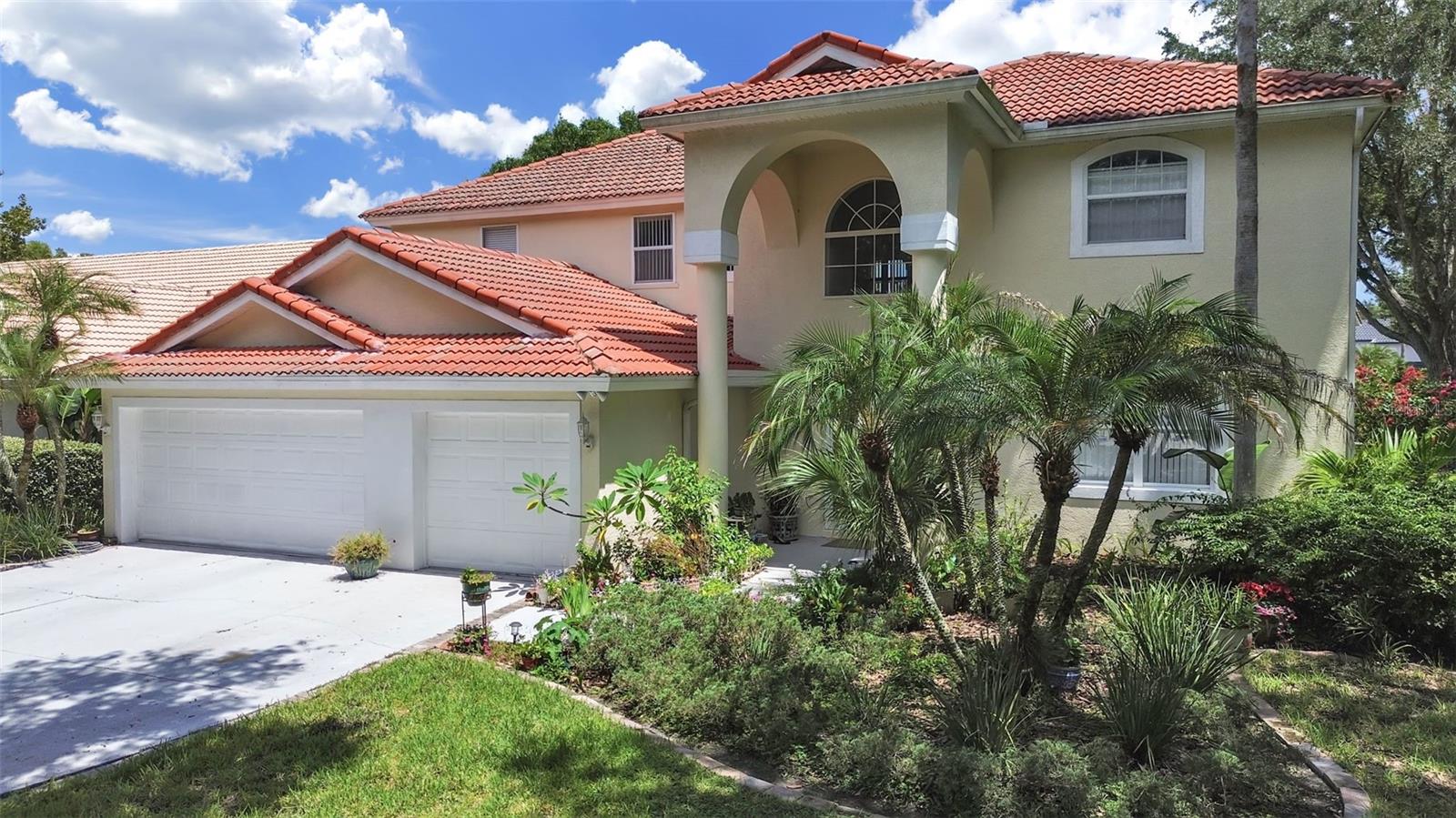 10212 GARDEN ALCOVE DR — photo 3