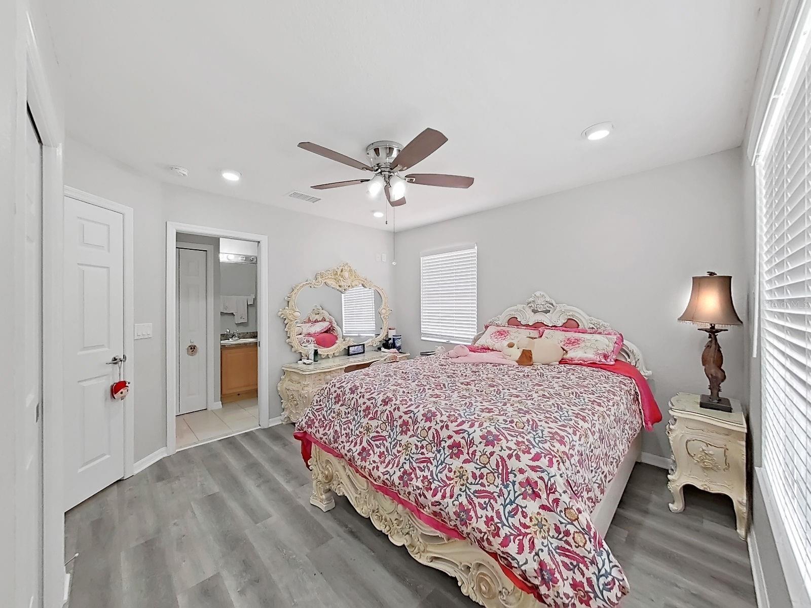 10212 GARDEN ALCOVE DR — photo 38