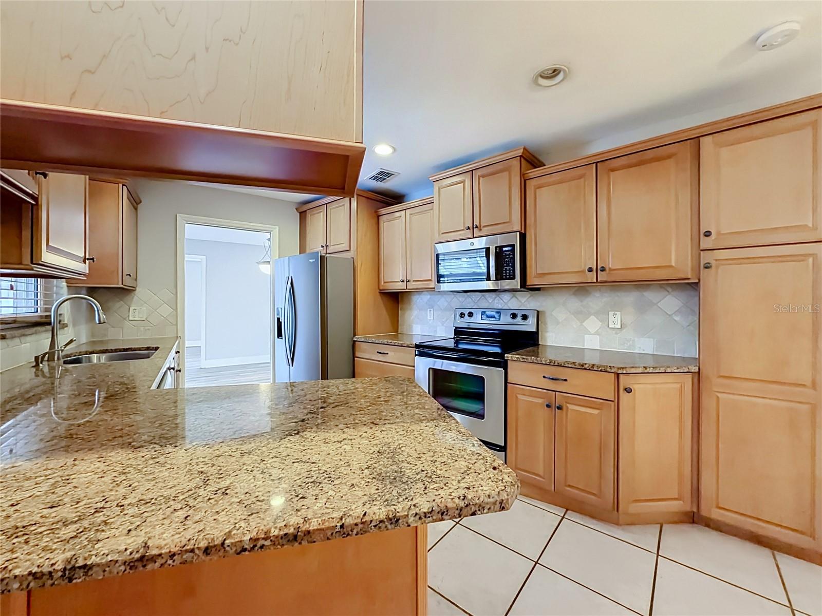 1855 DEL ROBLES TER — photo 18