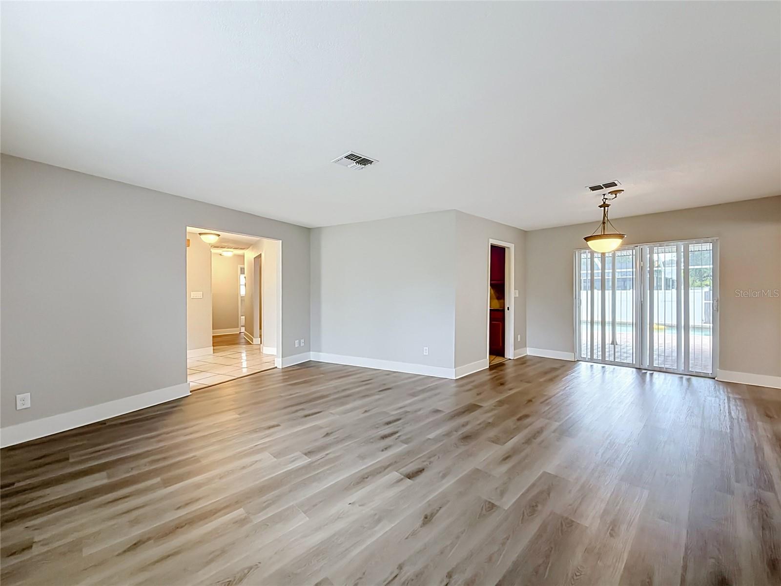 1855 DEL ROBLES TER — photo 11
