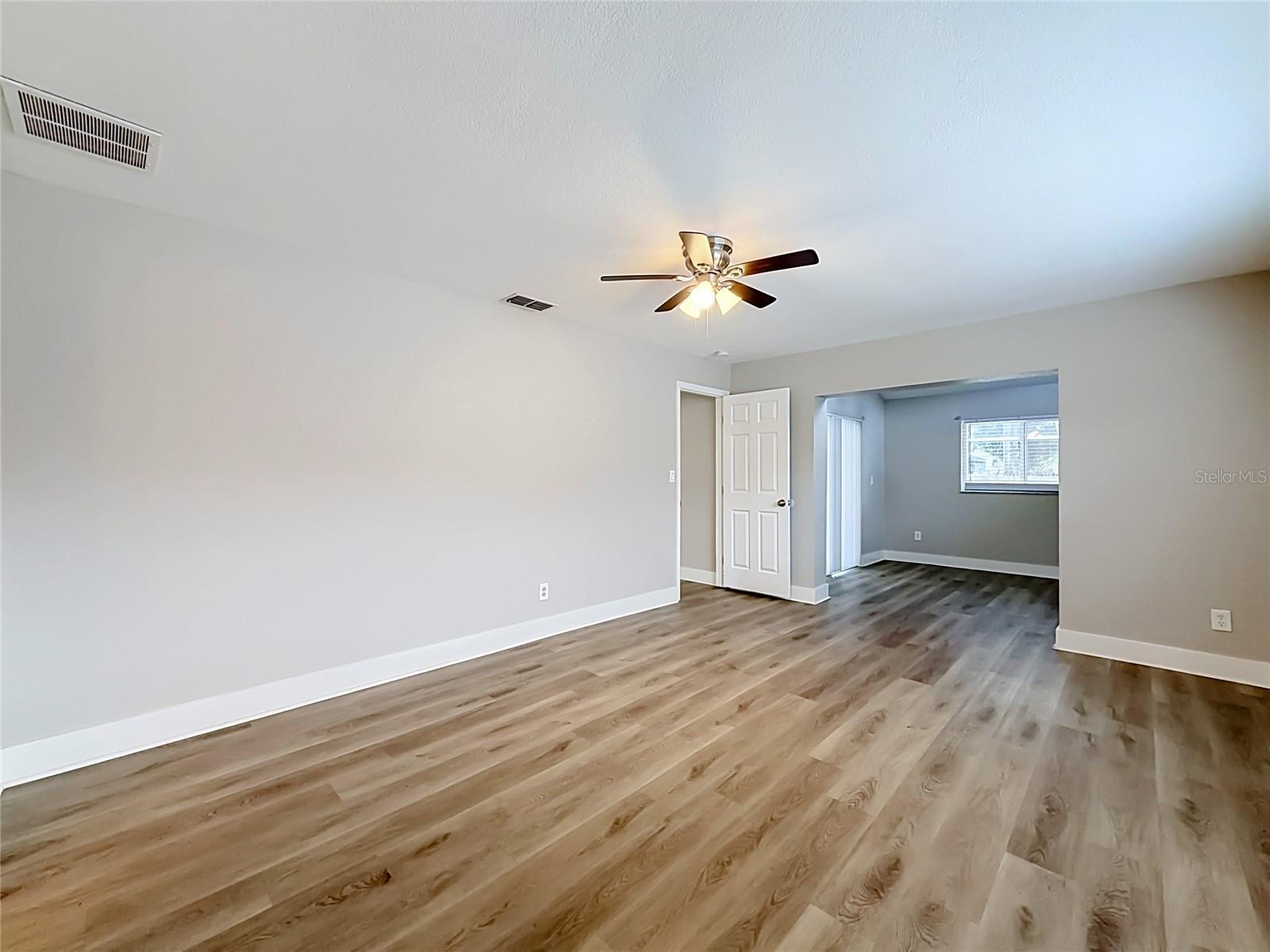 1855 DEL ROBLES TER — photo 33