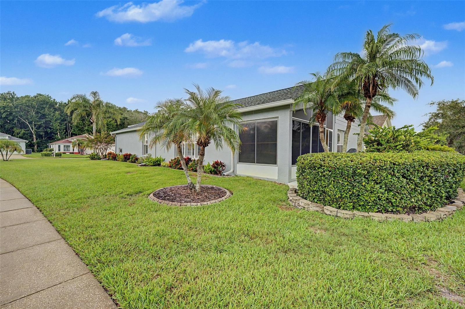 1004 SWEET JASMINE DR — photo 2