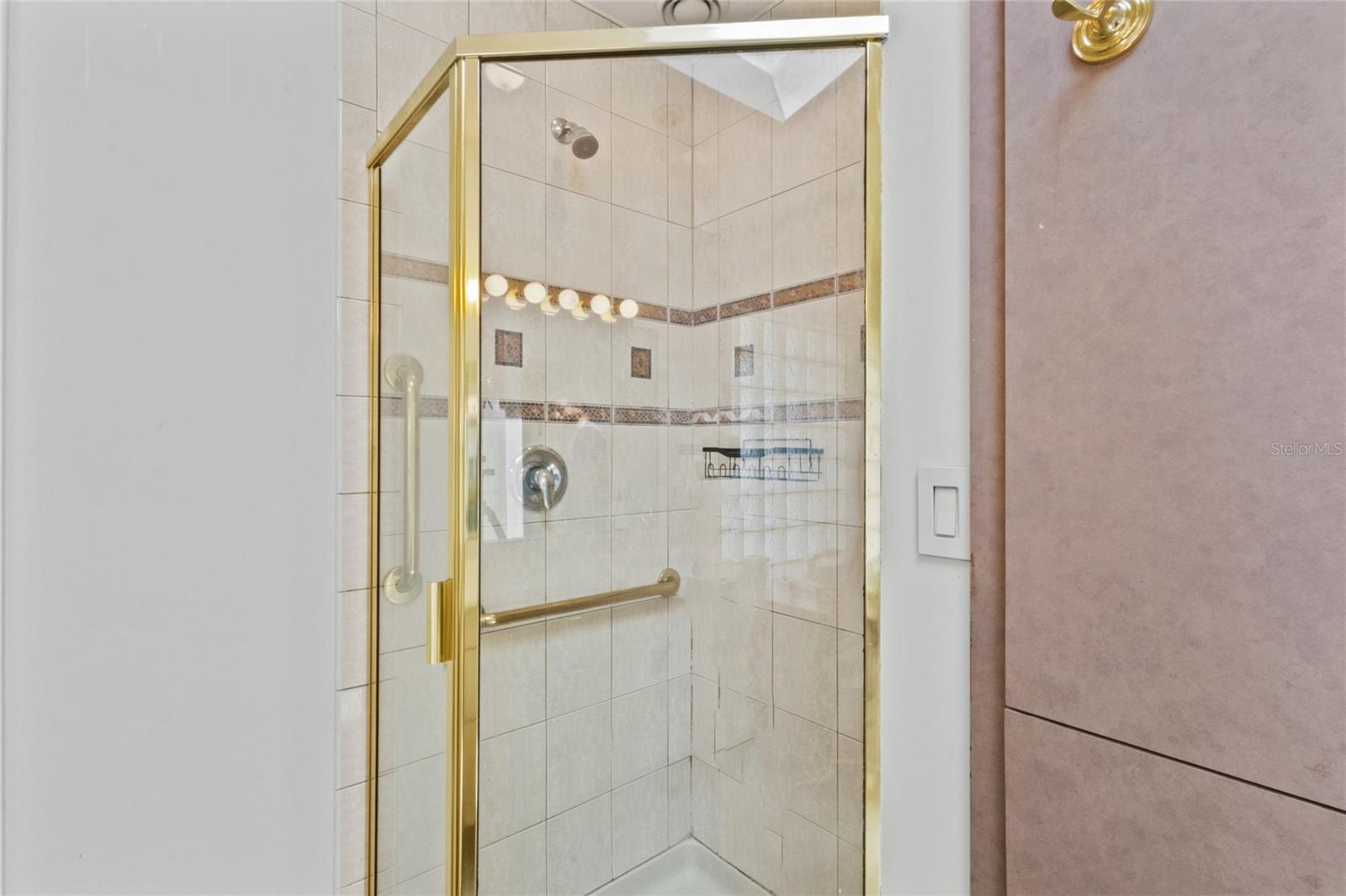 3536 JAFFA DR — photo 24