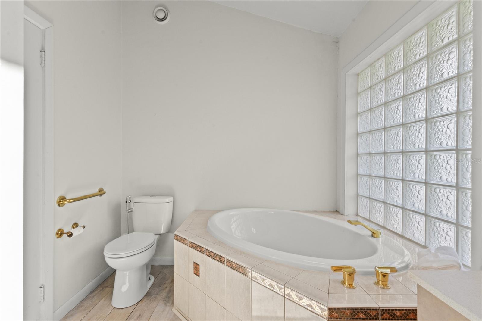 3536 JAFFA DR — photo 25