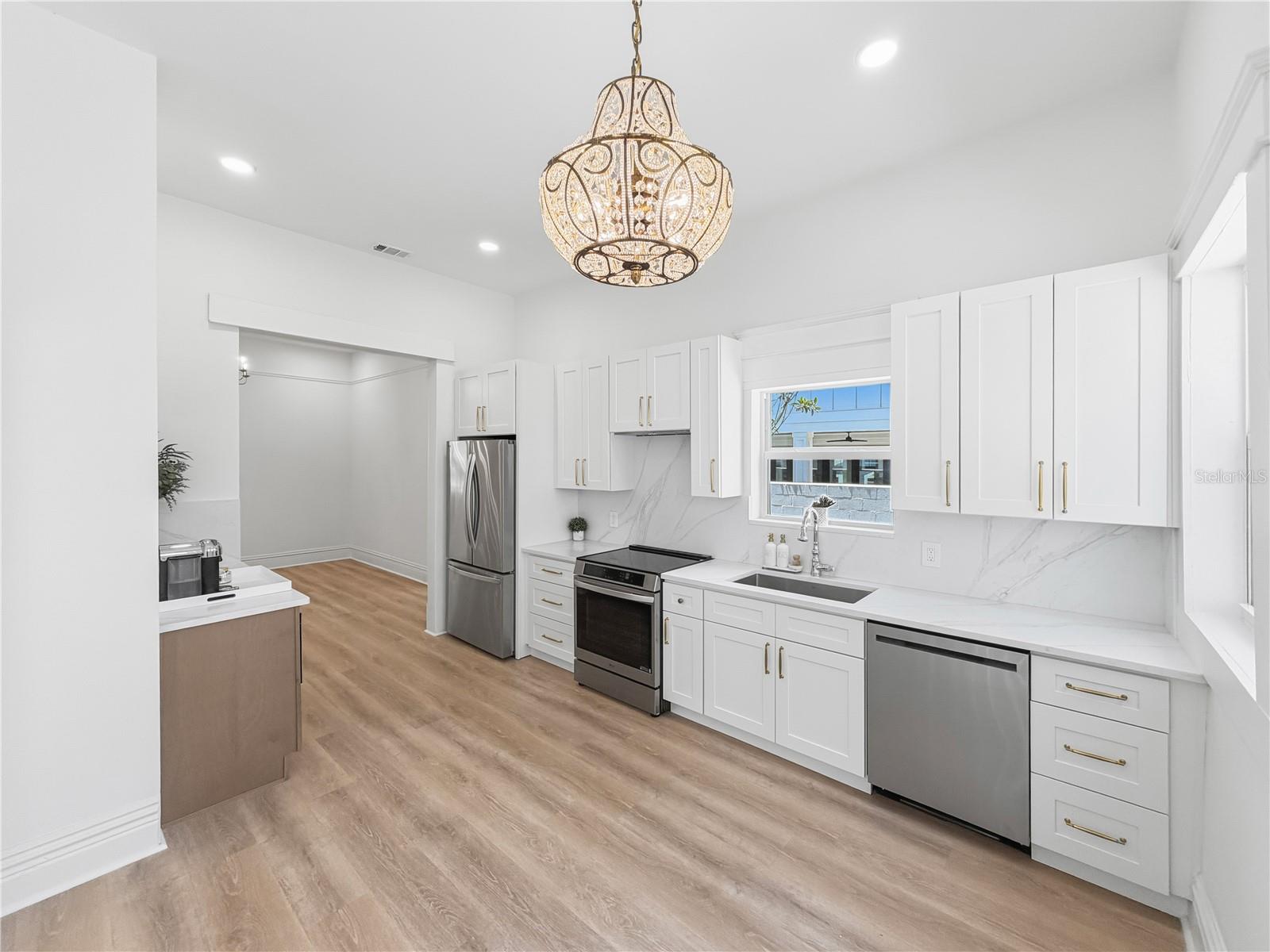 317 W FRANCES AVE — photo 22