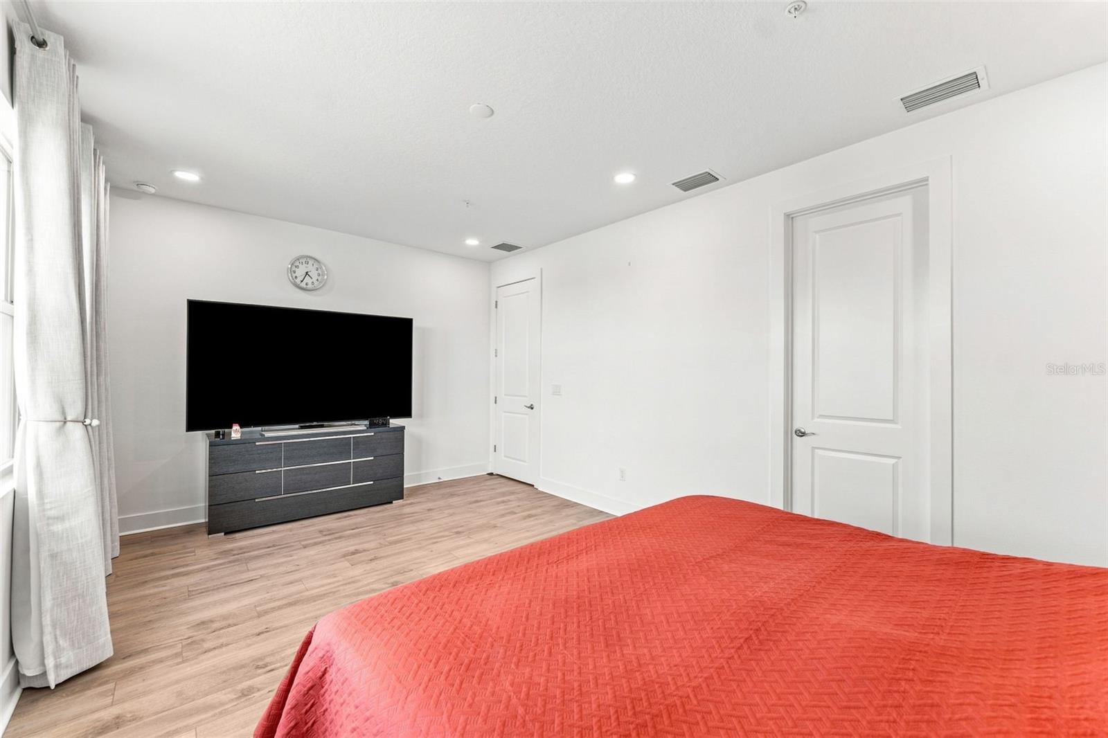 9939 KEY HAVEN RD — photo 19