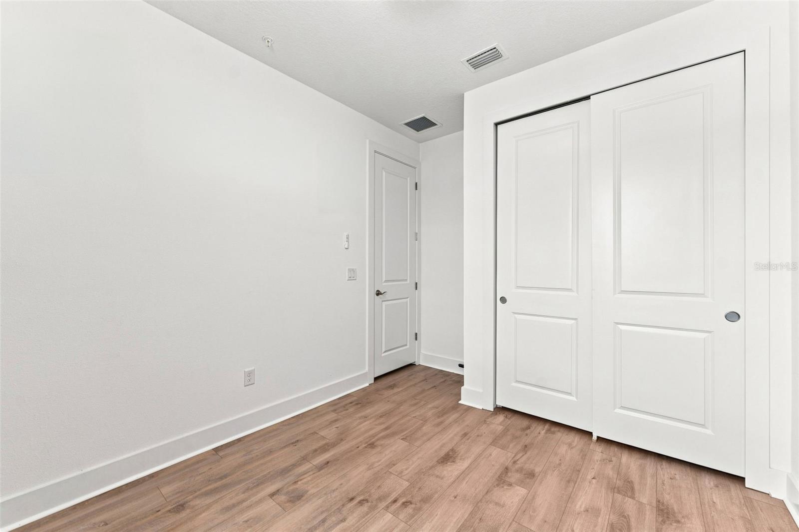 9939 KEY HAVEN RD — photo 27