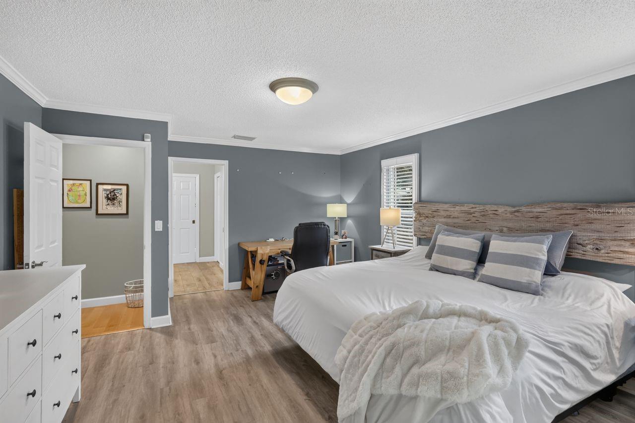 4395 OAK VIEW DR — photo 13