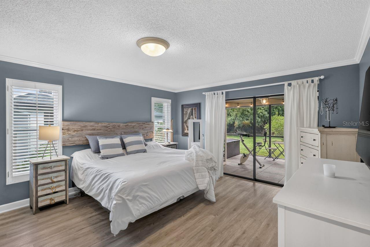 4395 OAK VIEW DR — photo 11