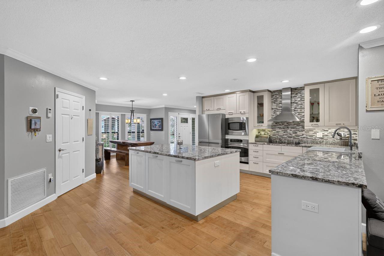 4395 OAK VIEW DR — photo 26