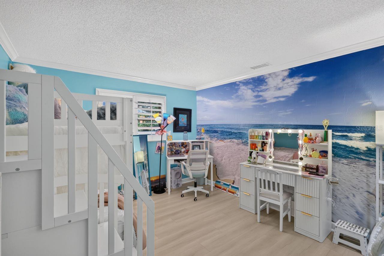4395 OAK VIEW DR — photo 39