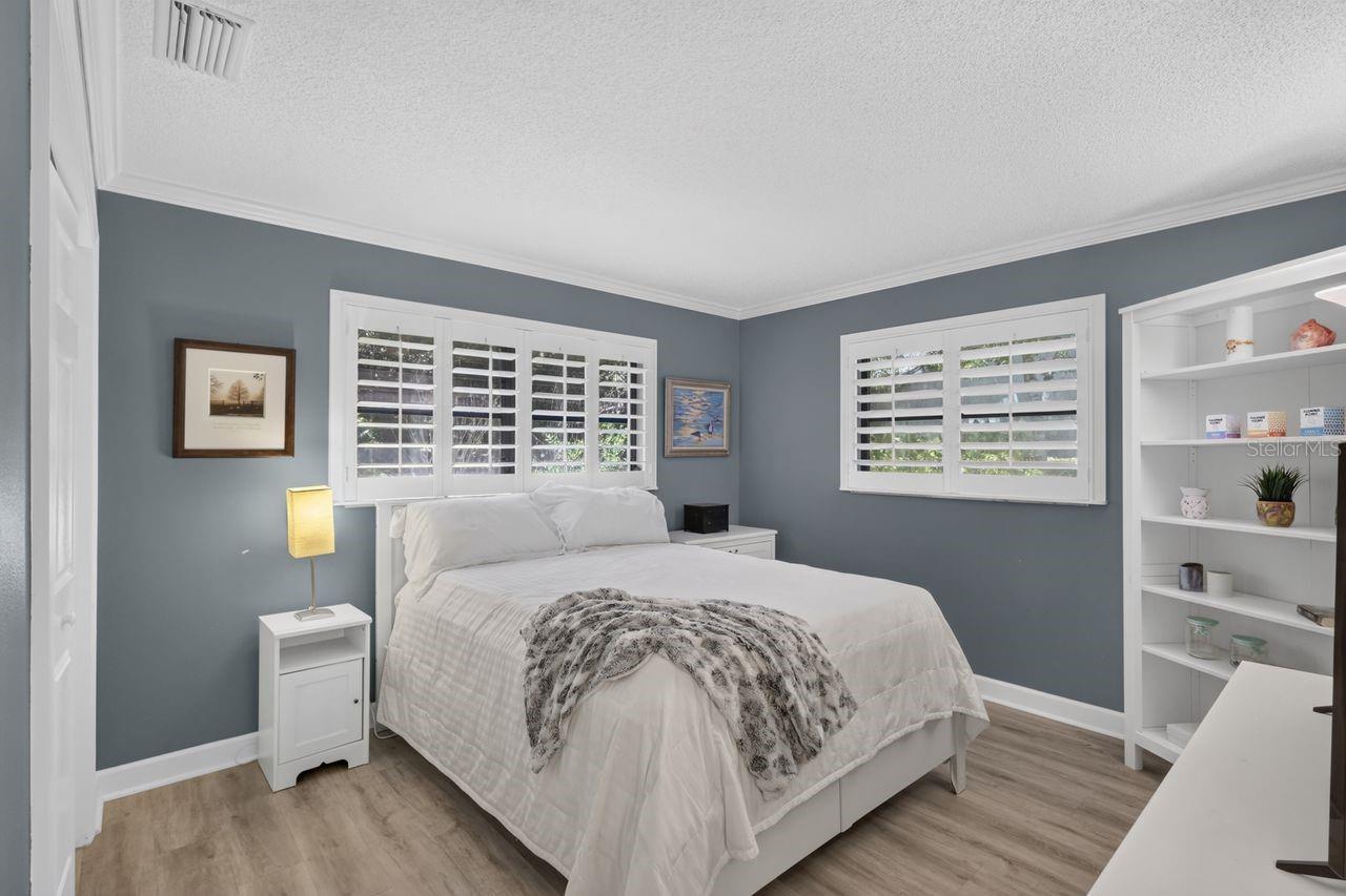 4395 OAK VIEW DR — photo 35