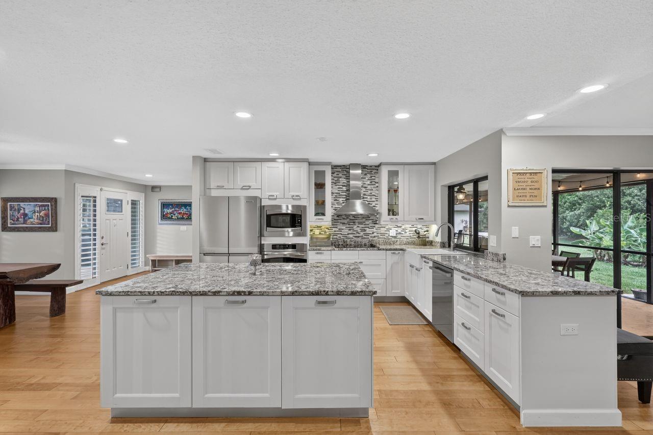 4395 OAK VIEW DR — photo 25