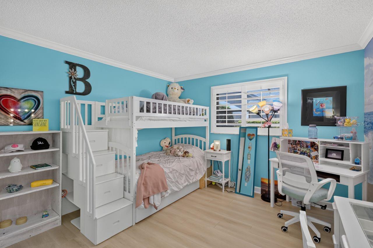 4395 OAK VIEW DR — photo 40