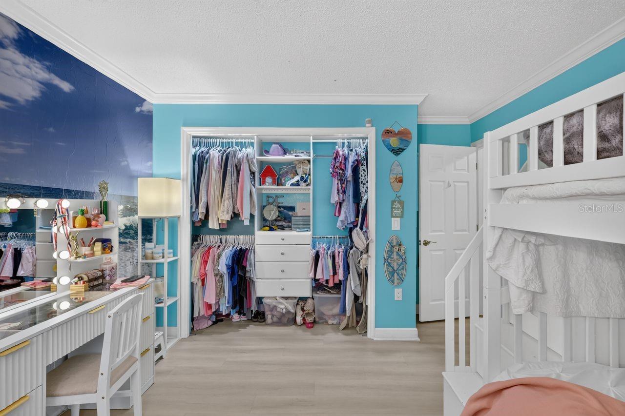 4395 OAK VIEW DR — photo 41