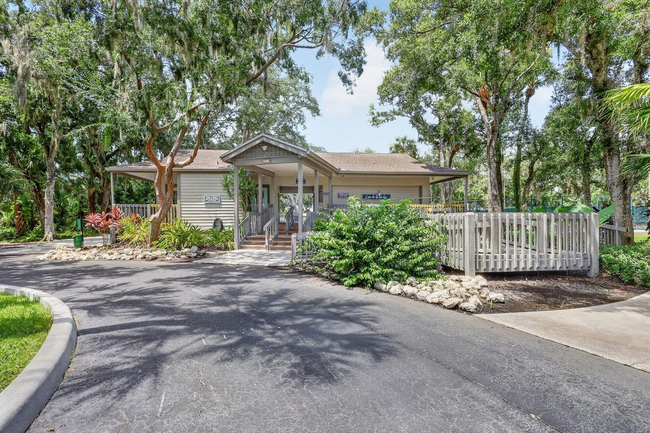 4395 OAK VIEW DR — photo 74