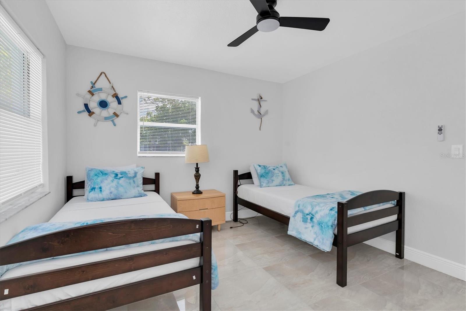 13912 DULEY AVE — photo 27