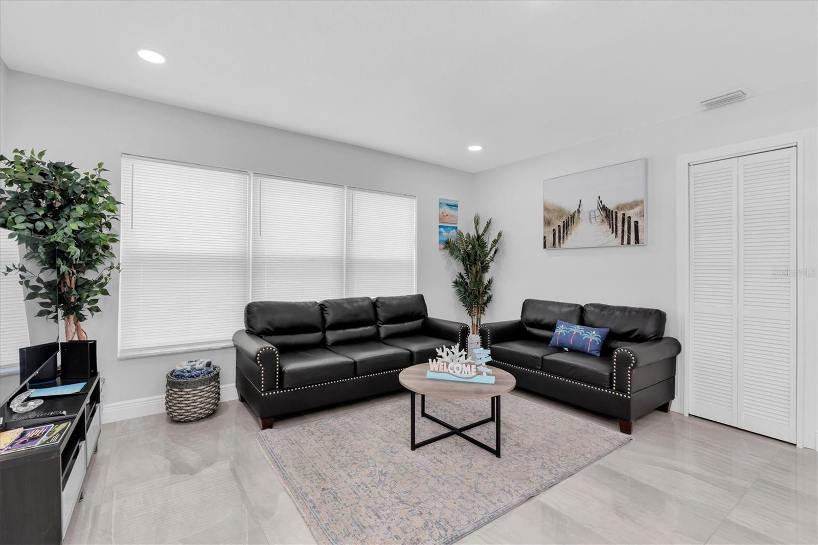 13912 DULEY AVE — photo 5
