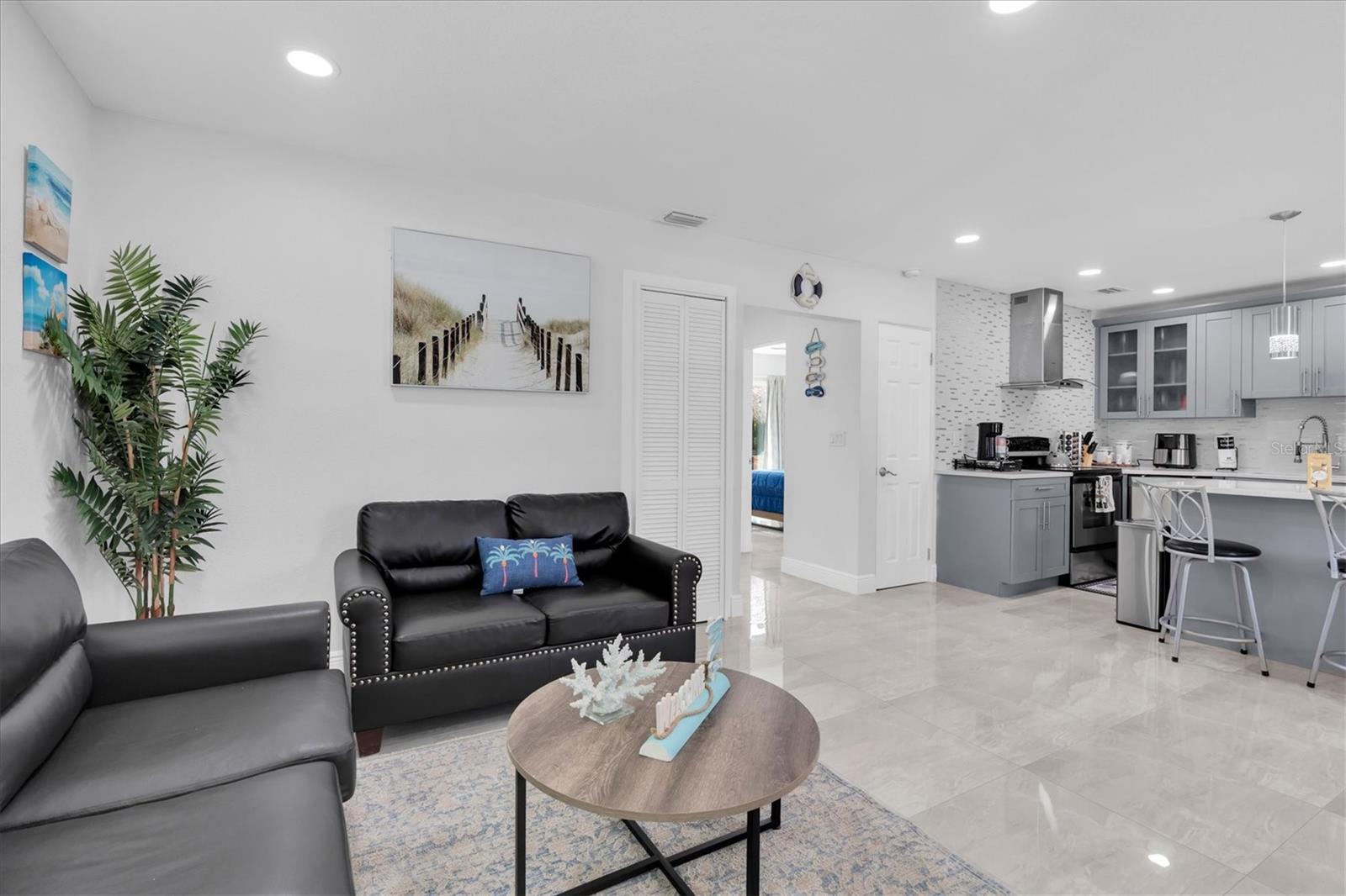13912 DULEY AVE — photo 6