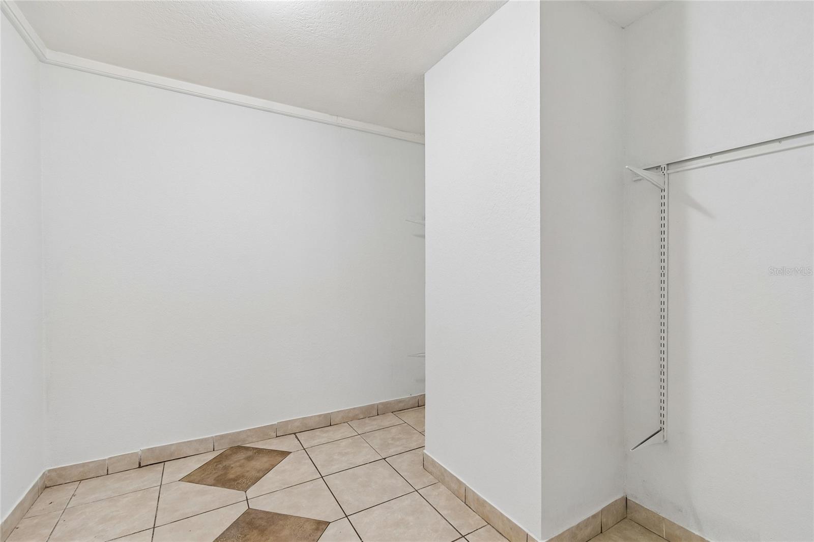 37913 WICKLOW AVE — photo 51