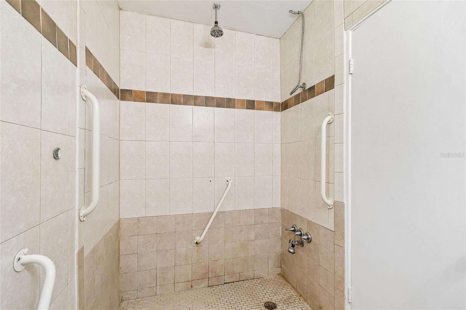 37913 WICKLOW AVE — photo 44