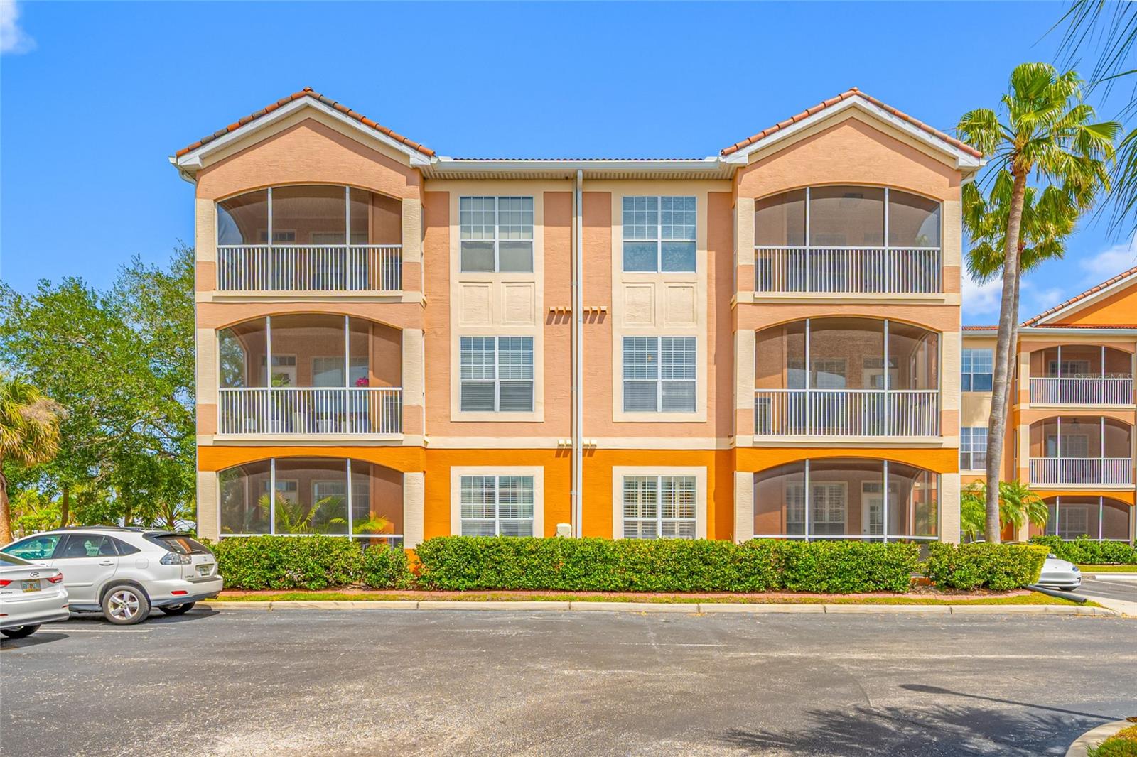 5000 CULBREATH KEY WAY #1-201 — photo 2