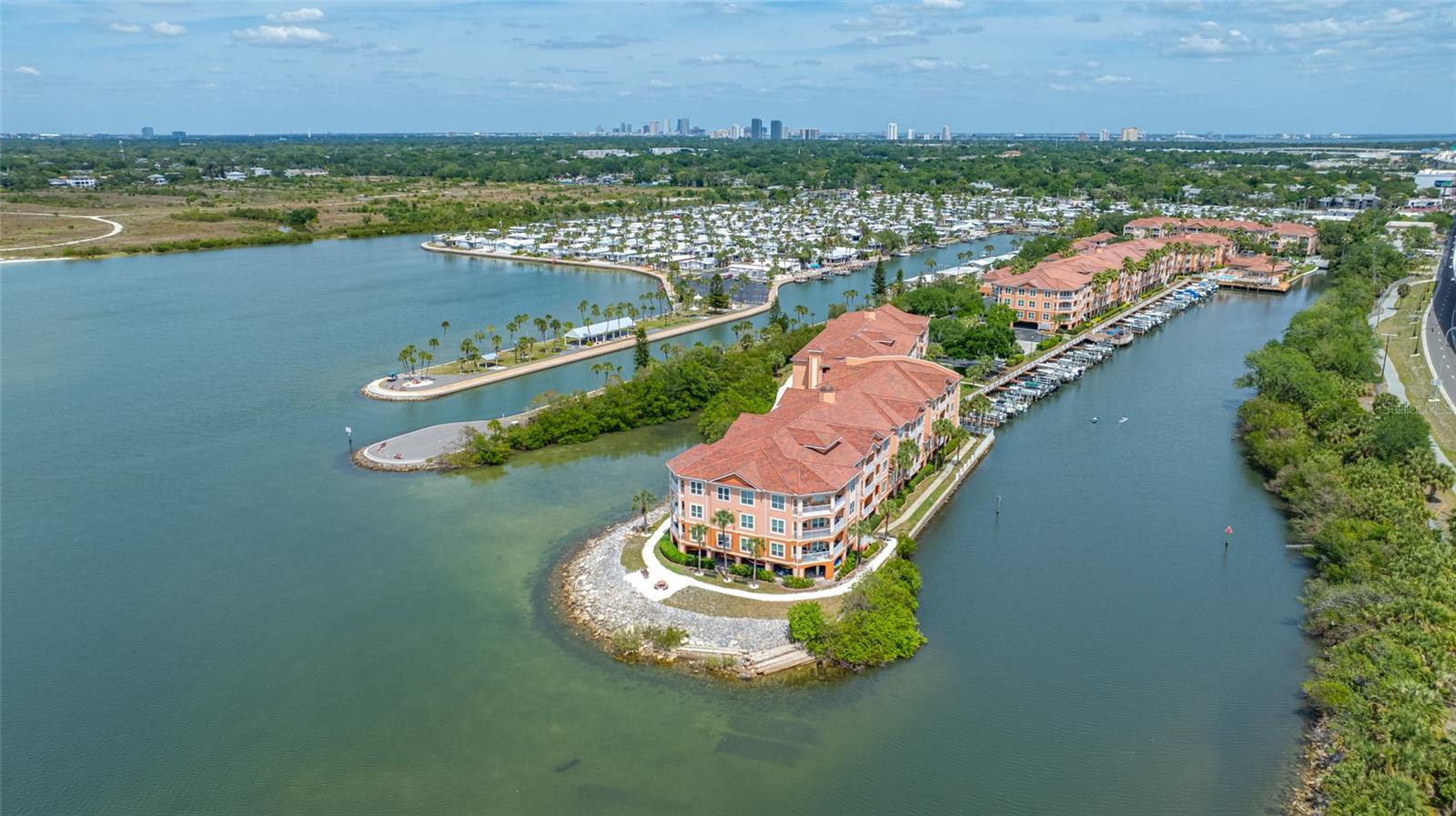 5000 CULBREATH KEY WAY #1-201 — photo 3