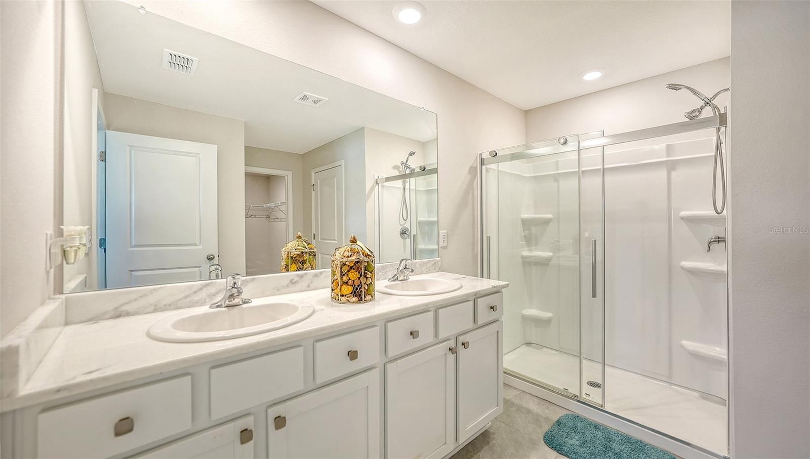 10402 CHARLOTTE DR — photo 24